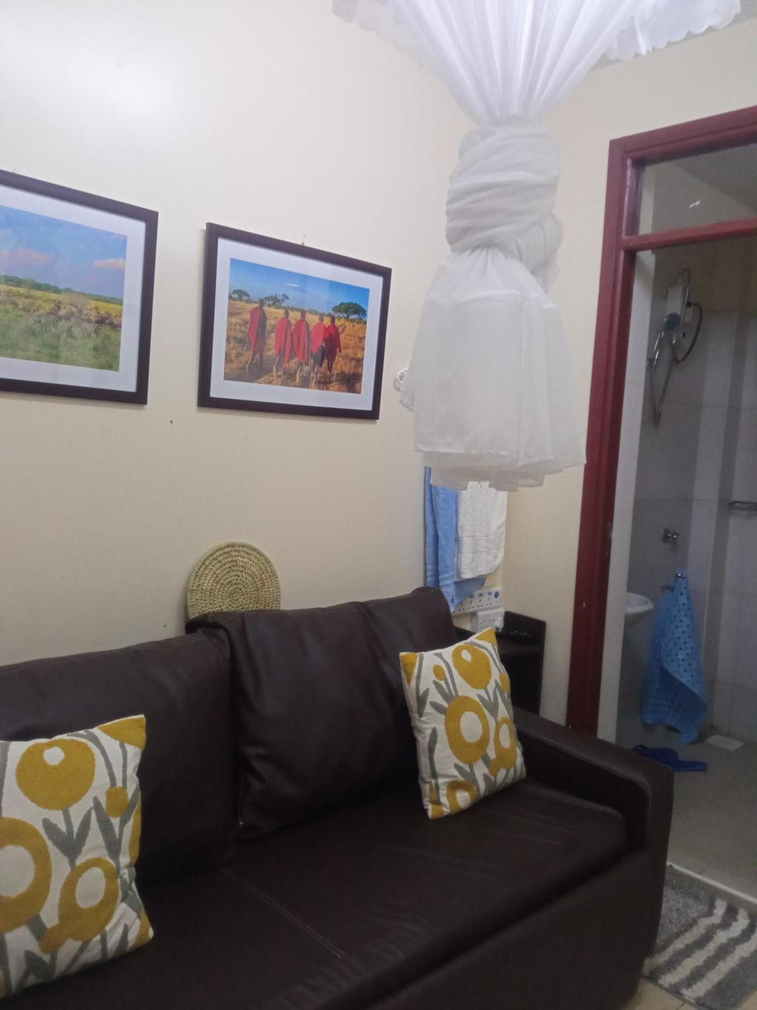 Madini Furnished Apartment 1 Near Jkia Sgr Nairobi Eksteriør billede